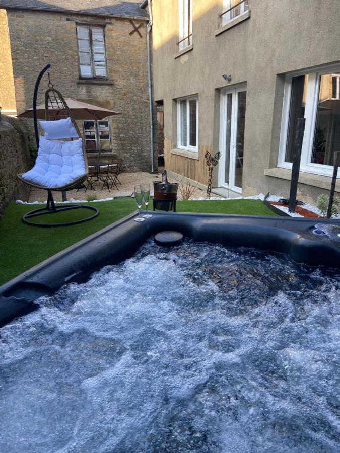 Beau Loft Room Proche Mont Saint Michel Jaccuzi Illimite En Plein Centre Avranches Dış mekan fotoğraf